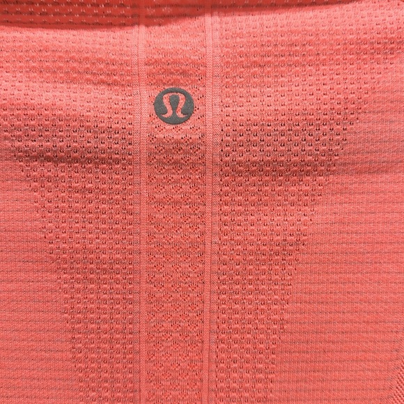 (2027)  🍋 LULULEMON RUN: Swiftly Tech Long Sleeve Crew Sz 4 *EUC - Picture 10 of 10